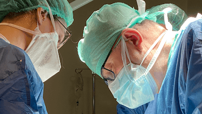 Prof.Dr.Serhat Yalçın, Çene Cerrahisi ve İmplantoloji Uzmanı