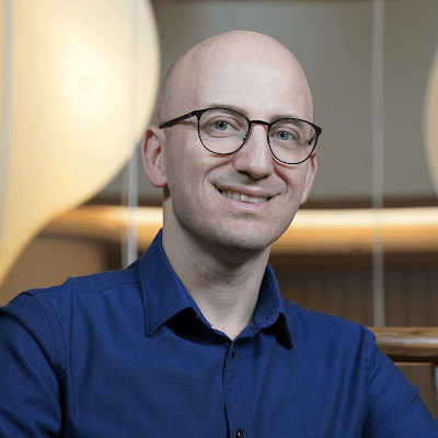 Dr. Utkan TOPÇU- Beyin ve Sinir Cerrahı, Acıbadem Bursa Hastanesi