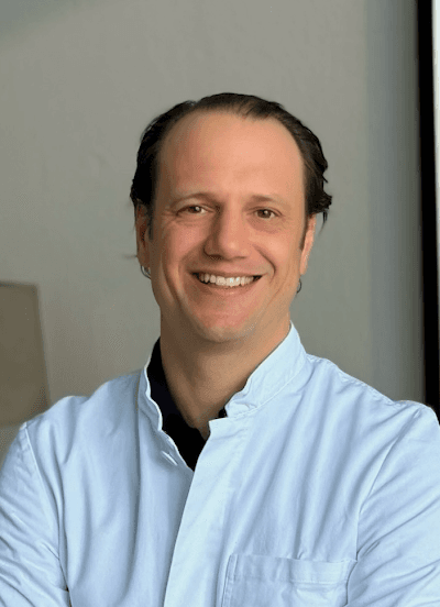 Jochen v. Freyhold – Plastische & Ästhetische Chirurgie Hamburg