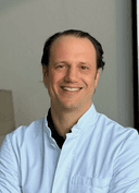 Jochen v. Freyhold – Plastische & Ästhetische Chirurgie Hamburg