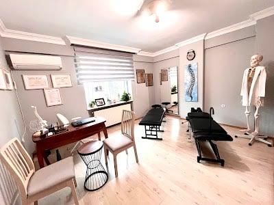 Uzman Fizyoterapist - Kayropraktik Uzmanı Asya Başaran