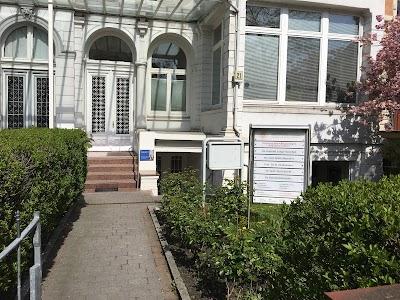 Klinische Praxen: Dr. Kräußlich, Dr. Lange-Manchot, Dr. Holzschneider, Dr. Lange - Allgemeinmedizin, Pneumologie