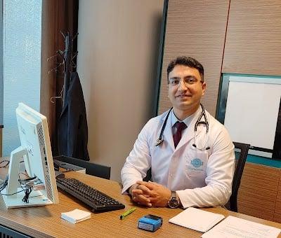 Uzm. Dr. Muhammet Bilici, İç Hastalıkları İstanbul