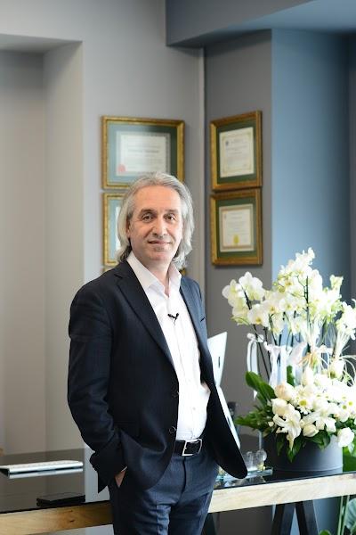 Prof. Dr. Süleyman Akarsu ( TÜP BEBEK UZMANI )