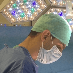 د. جراح Oğuz Ergin