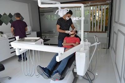 Beyaz Işık Emay Ağız ve Diş Sağlığı-Estetik ve Güzellik Merkezi Siirt