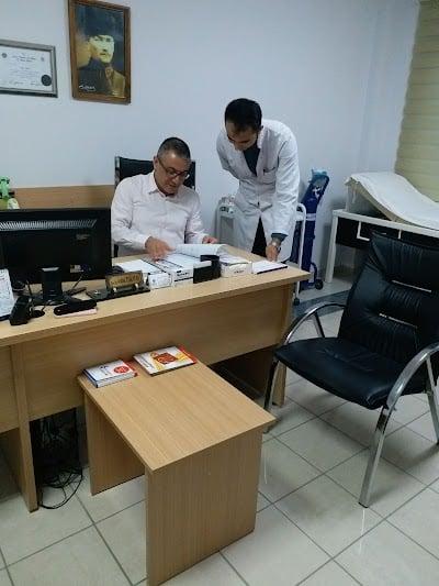 Doç. Dr. Aslan TEKATAŞ Nöroloji Uzmanı