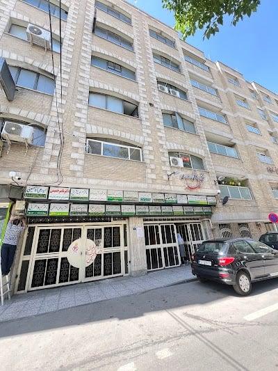 دکتر مهدی سالک اردستانی