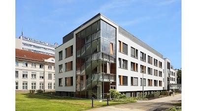 Klinik für Anästhesie, Schmerztherapie, Intensiv- und Notfallmedizin | DRK Kliniken Berlin Köpenick