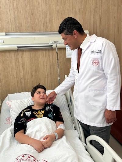 Doç.Dr.İzzet Bingöl, Ortopedi ve Travmatoloji