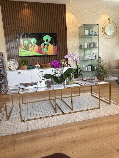 Dermatolog Dr.Zeynep Yazıcı Ünğan