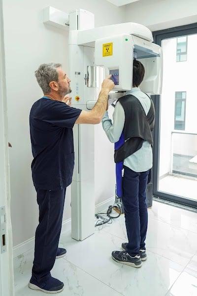 Necmettin Karakaya Diş Kliniği