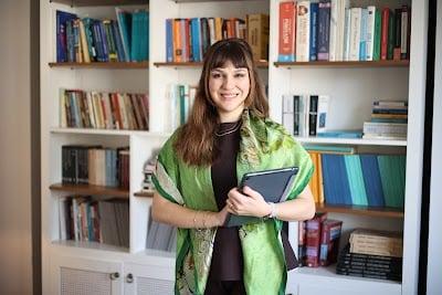 Klinik Psikolog Selin Kahvecioğlu Ocak - Birey Çift ve Aile Terapisti - BDT- EMDR- Kadıköy Psikolog- Online Terapi