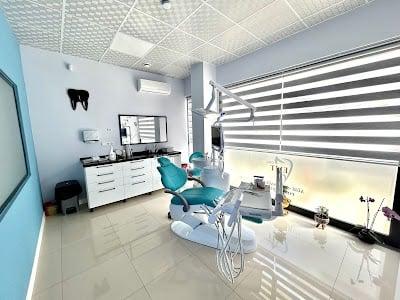 DİŞ HEKİMİ ERAY ÇAKIRLAR