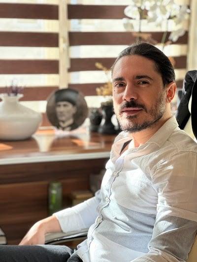 Estetik Cerrahi Uzmanı Op. Dr. Ali Cem Oktay, Plastik Rekonstrüktif Ve Estetik Cerrahi