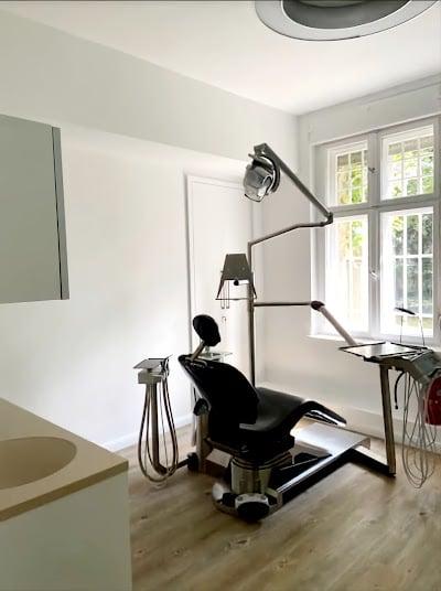 Dr.Dr. Mete Dericioglu MD Mund-Kiefer-Gesichtschirurgie Berlin