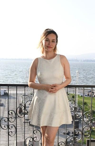 Dr. Cansu Alakbarov Klinik