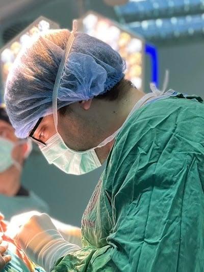 Op. Dr. Arda Özdemir