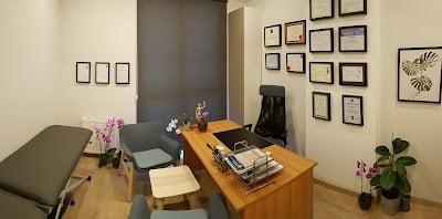 Dr. Spéc. Emre Esen