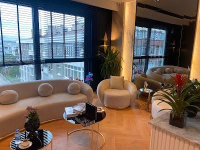 Uzm. Dr. Nalan DEMİRÇEVİREN SARAÇ