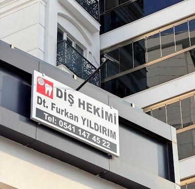 Diş Hekimi Furkan Yıldırım