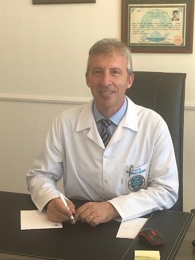 Prof.Dr.Babürhan Güldiken, Nöroloji Uzmanı