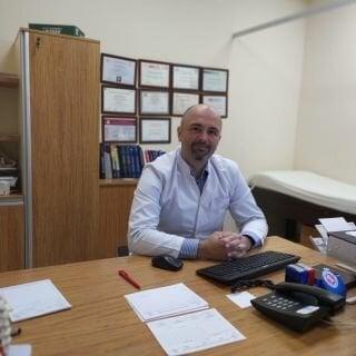 Op. Dr. Mustafa Nevzat Firidin ( Beyin ve Sinir Cerrahisi )