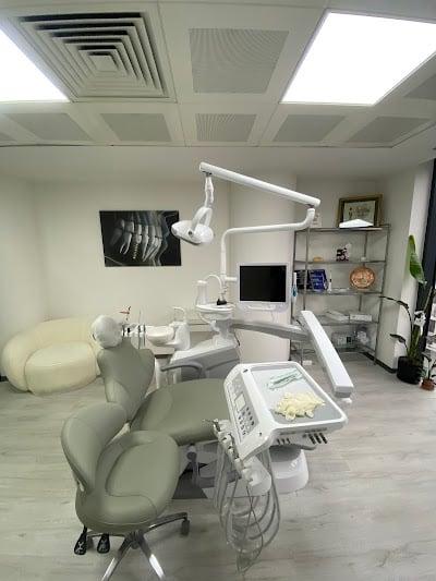 Diş Hekimi Mehmet Sait GÜÇ