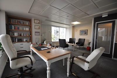 Yunus Emre Sönmez, Psikiyatrist&Psikoterapist