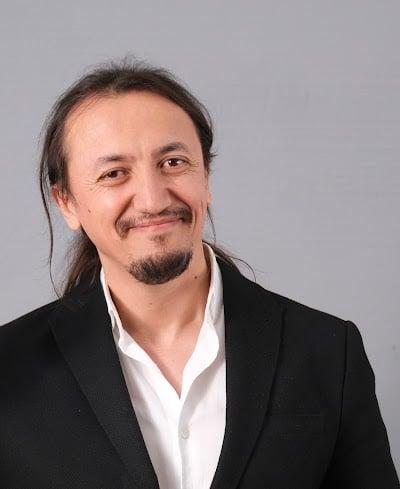 Antalya Çocuk Doktoru Uzm. Dr. Alp Tunç