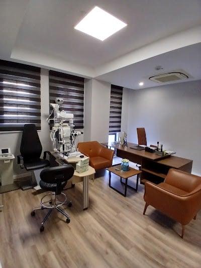 Op. Dr. Şeniz Engür Göktaş, Göz Hastalıkları