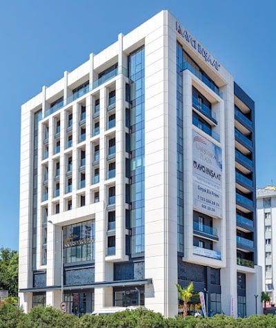 Op. Dr. Metin Karadeniz