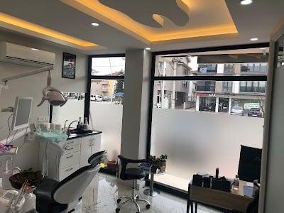 Dt. Onurhan ÖZDEN Diş Kliniği -Düzce İmplant-Düzce Diş Kliniği-Düzce Çene Cerrahisi-Düzce Ortodonti-Düzce Diş Temizliği-Düzce Zirkonyum-Düzce Diş Lamine-Düzce Protez Diş,