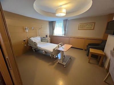 ÖZEL HRS KADIN HASTANESİ