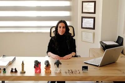 Kayseri Psikolog Halise Bölük-Bireysel Danışmanlık,Çift Terapisi,Aile Danışmanlığı,Kaygı Bozukluğu,Online Terapi,Fobi,Travma,