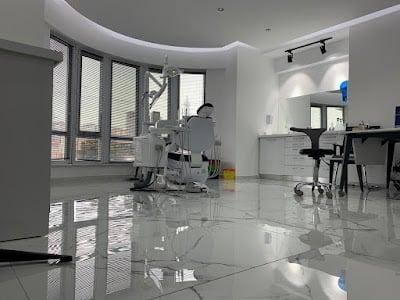 Kayseri Diş Hekimi - Dt. Murat Belikbaşı | İmplant Kliniği