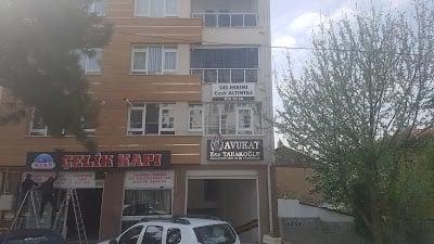 Diş Hekimi Cenk Altıntaş