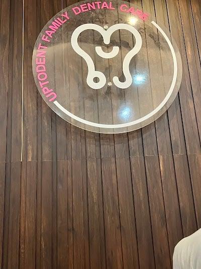 Praktik Dokter Gigi UpToDent Family Dental Care