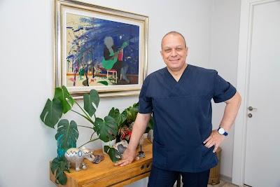 Ankara Ortopedi Doktoru | Diz, Omuz, Kalça ve Ayak Ameliyatları | Prof. Dr. Murat Demirel