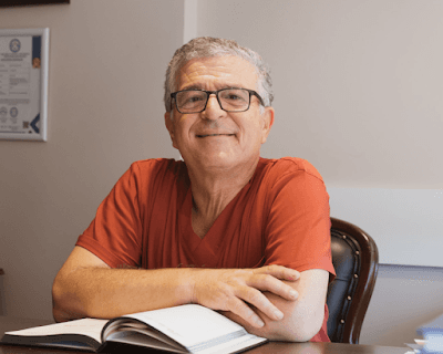 Medikal Estetik Tıp Doktoru Mustafa Reşat Oktay