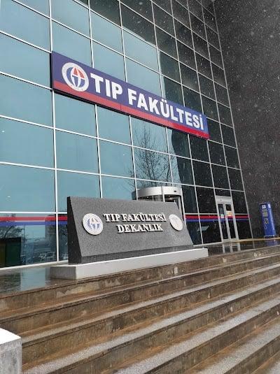 Gaziantep Üniversitesi Tıp Fakültesi Dekanlığı