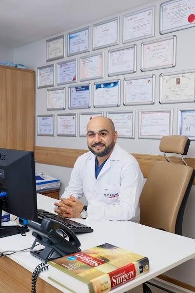 Op. Dr. Celil Seyidli(Obezite, Proktoloji, Botoks, Fistül, Makat çatlağı, Hemoroid bandı, laparoskopi