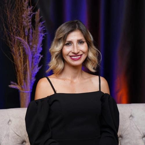 Prof. Assoc. Gizem Akcan