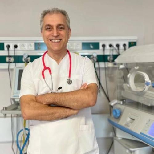 Д-р спец. Necdet Akalın