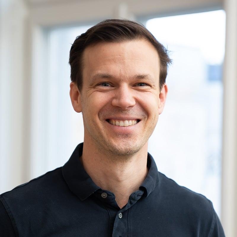 Dr. Maximilian Lange