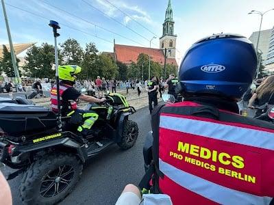 PRO MEDICS BERLIN © | Sanitäts- & Rettungsdienst-& Brandschutz