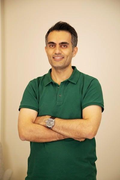 Dent. Mehmet Nuri YÜKSEK | Implant Uzmanı | Kozmetik Diş Hekimi