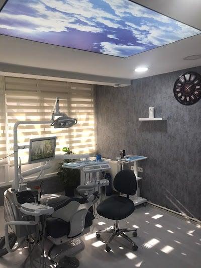 DİŞ HEKİMİ ÖMER ALTUNSAY